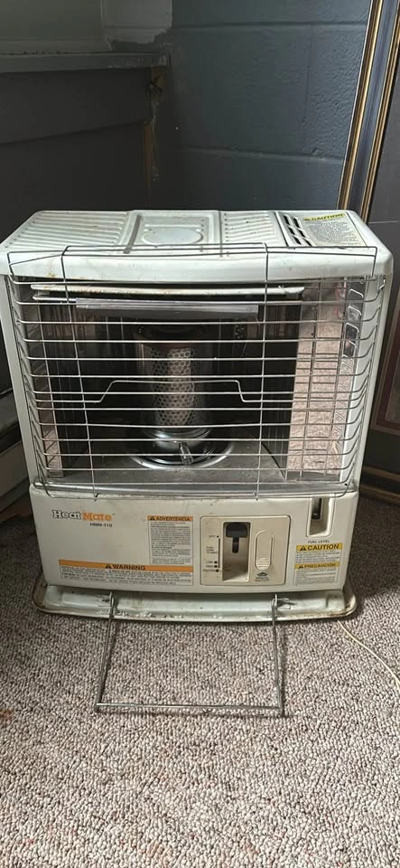 2 separate kerosene heaters - photo 3