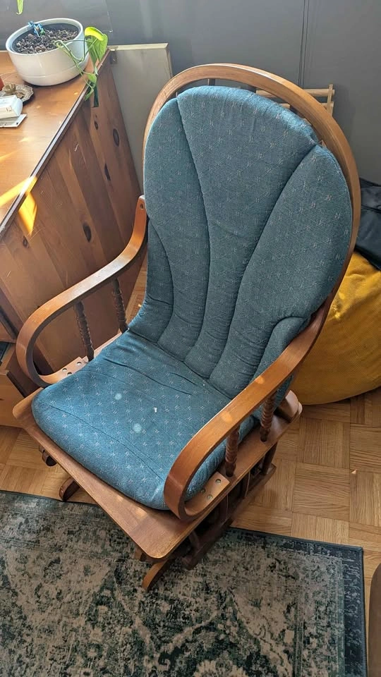 Wooden glider chair
