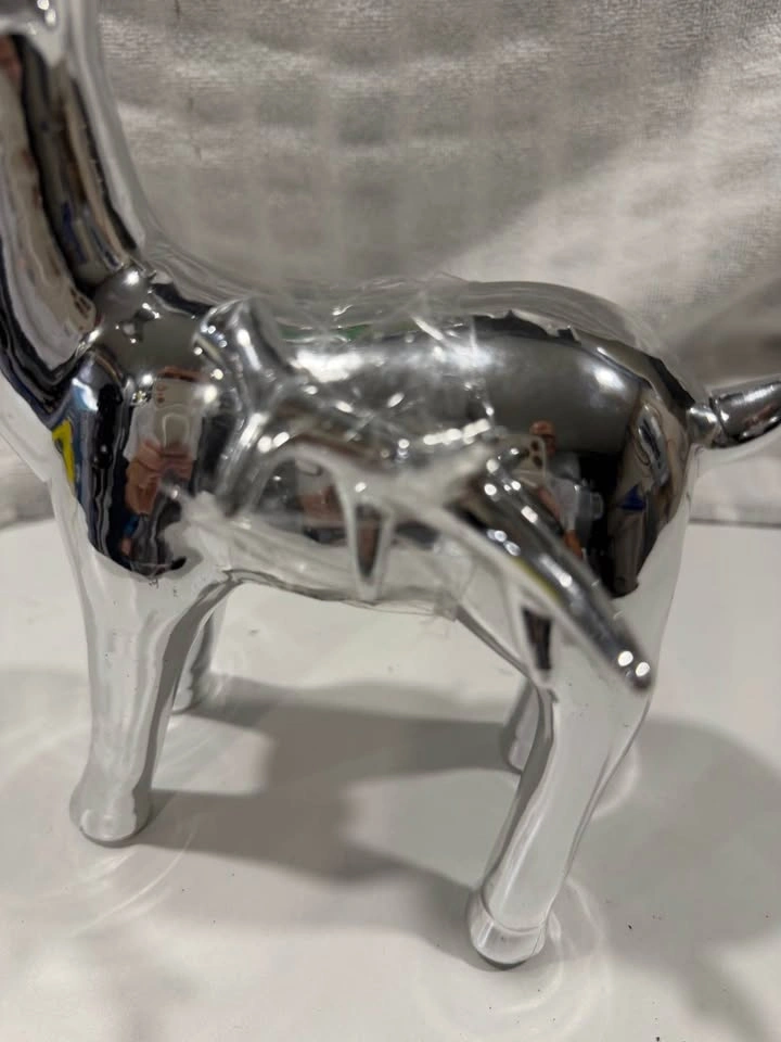 Kitchen Stuff Plus Silver Reindeer Christmas Décor – Repairable - photo 2