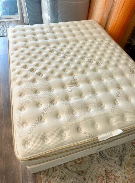 Saatva Classic Luxury Firm Queen Mattress, Like New - photo 3