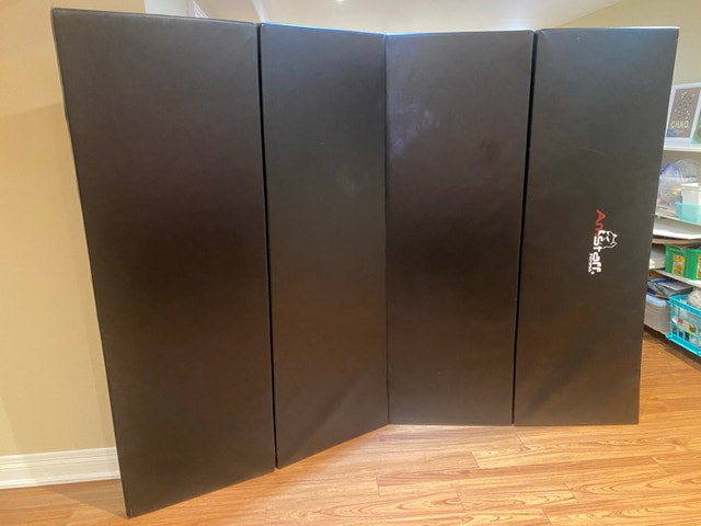 Folding Gym Mat / Wrestling Mat - AmStaff Fitness - Like New