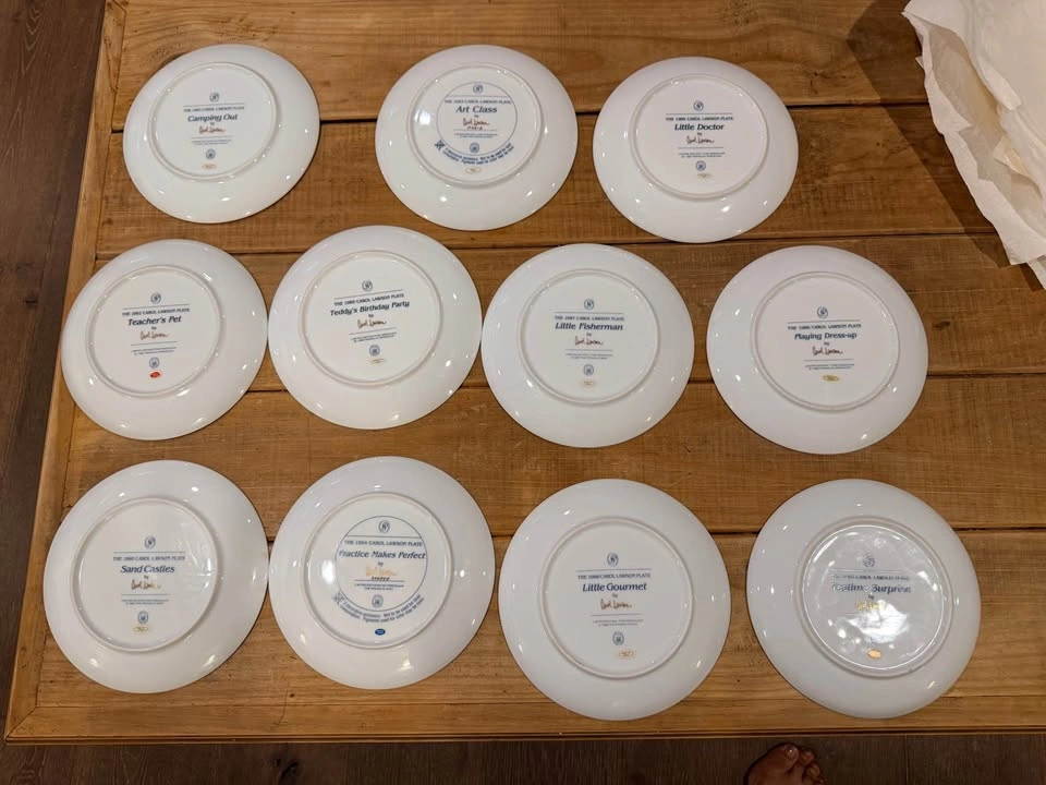 Franklin Mint Carol Lawson Collector Plates Set of 11 - photo 3