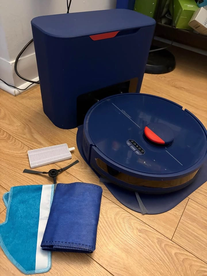 bObsweep Dustin Self-Emptying Robot Vacuum & Mop - photo 3