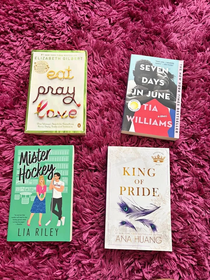 Book Bundle: Eat Pray Love, Seven Days in June, Mister Hockey, K