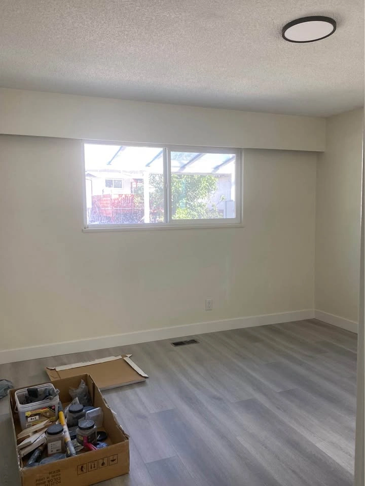 1 bright big master BR upstairs private suite glass cover deck - photo 5
