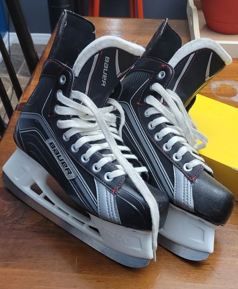 Bauer Skates - Size US 7.5 - 60$