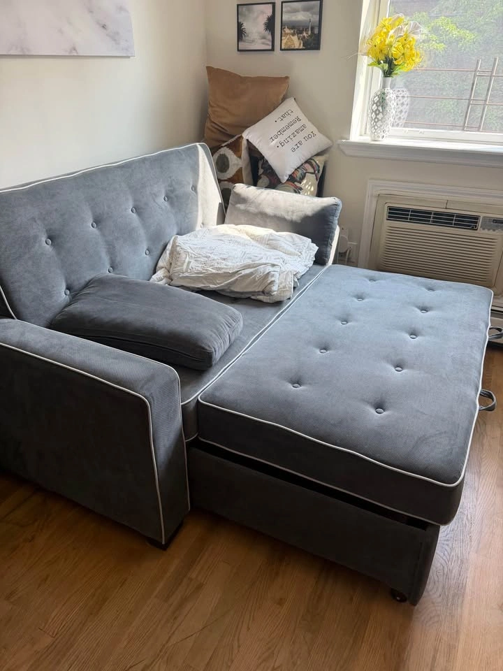 Convertible sleeper sofa - photo 3