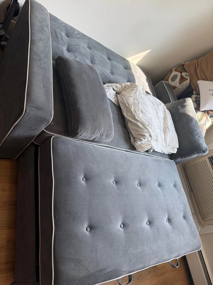 Convertible sleeper sofa - photo 4