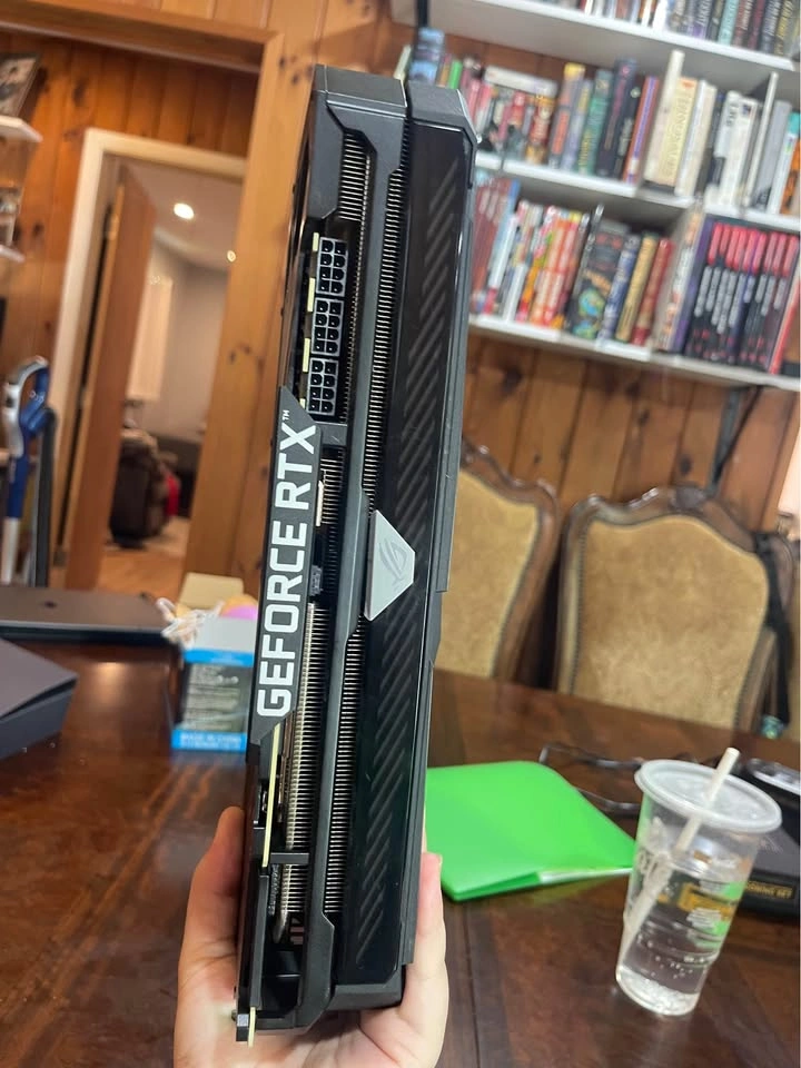 Asus 3090 Strix Graphics Card for sale - photo 3