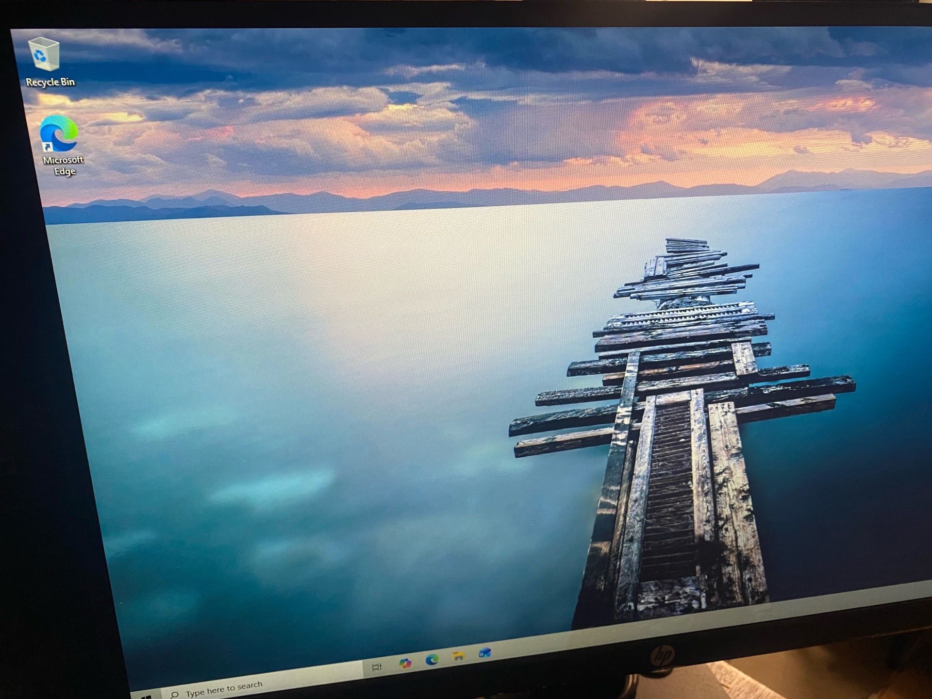Lenovo SFF Desktop Pc w/Keyboard, Mouse and Power Cable