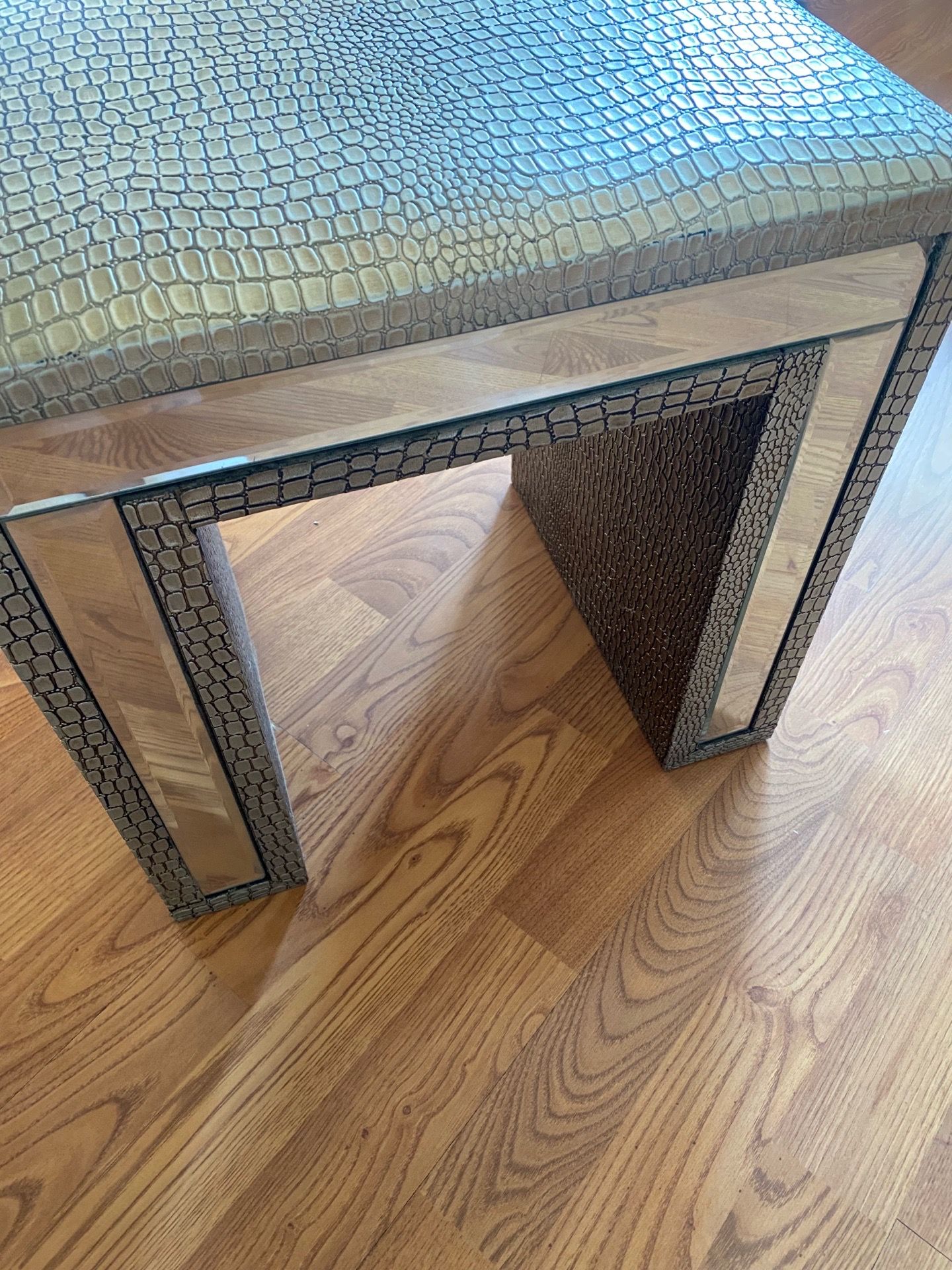 Paris Mirrored Glass Side Table With Mock Croc Faux Leather - photo 3