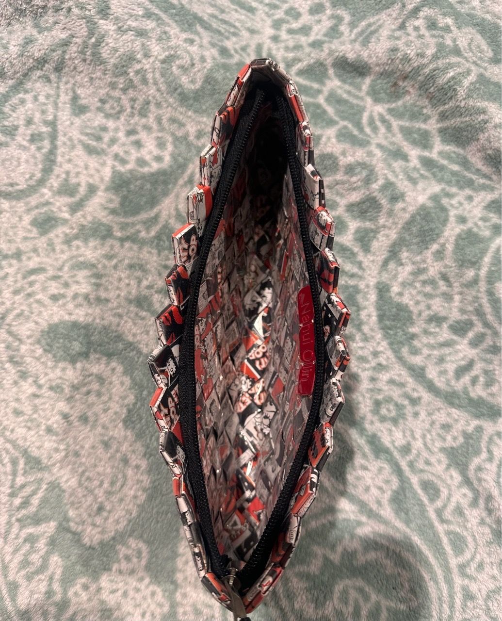 Betty Boop Woven Clutch Purse - photo 2