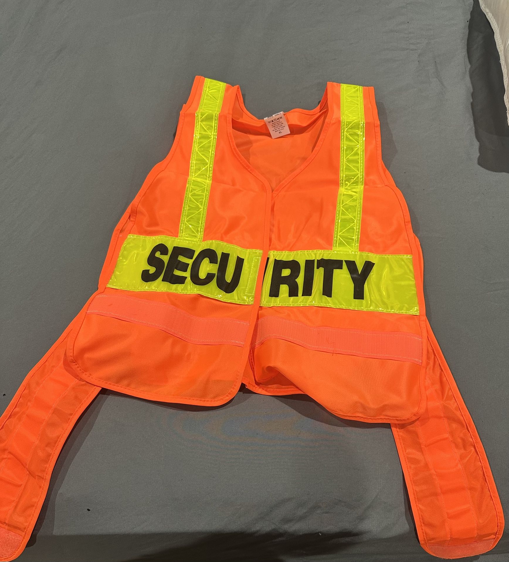 High-Visibility Security Safety Vest - photo 2