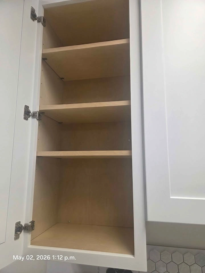 Premium Wood Kitchen Cabinets – 10' Set - photo 3