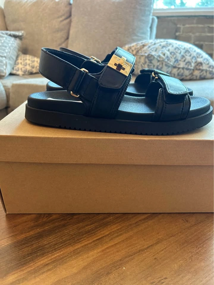 Steve Madden- Mona Black Leather Sandal - photo 3