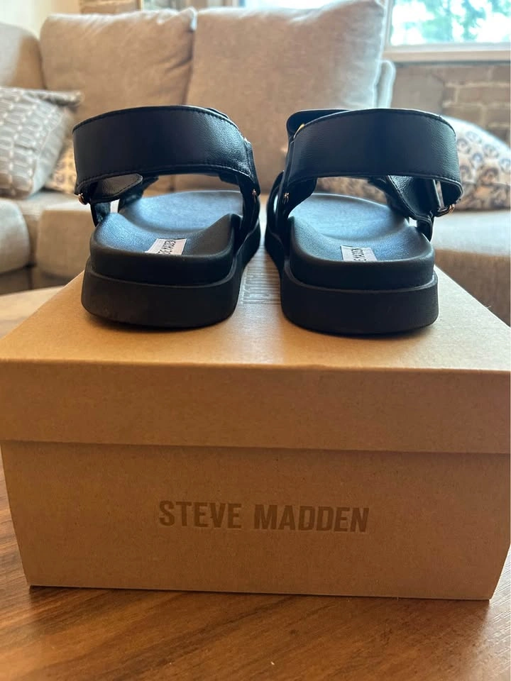 Steve Madden- Mona Black Leather Sandal - photo 4