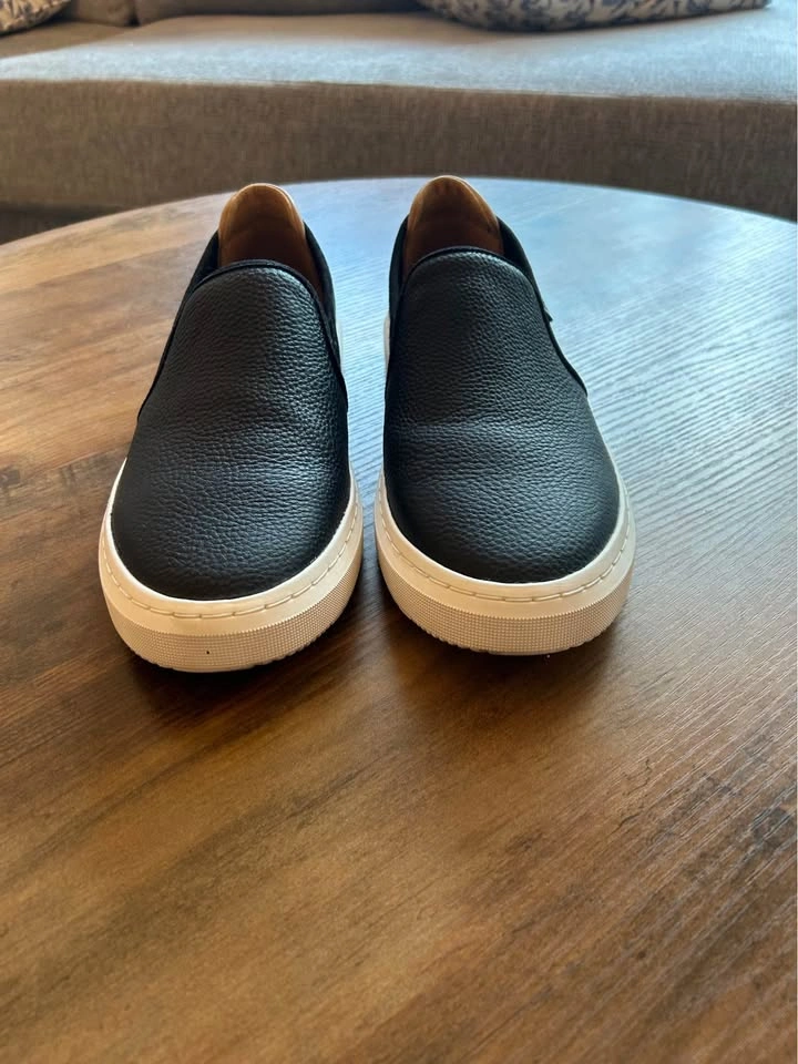 UGG Womens Alameda Slip on Sneaker - photo 2