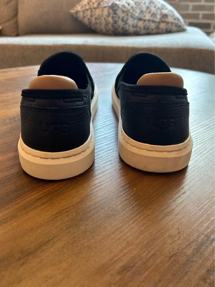 UGG Womens Alameda Slip on Sneaker - photo 3