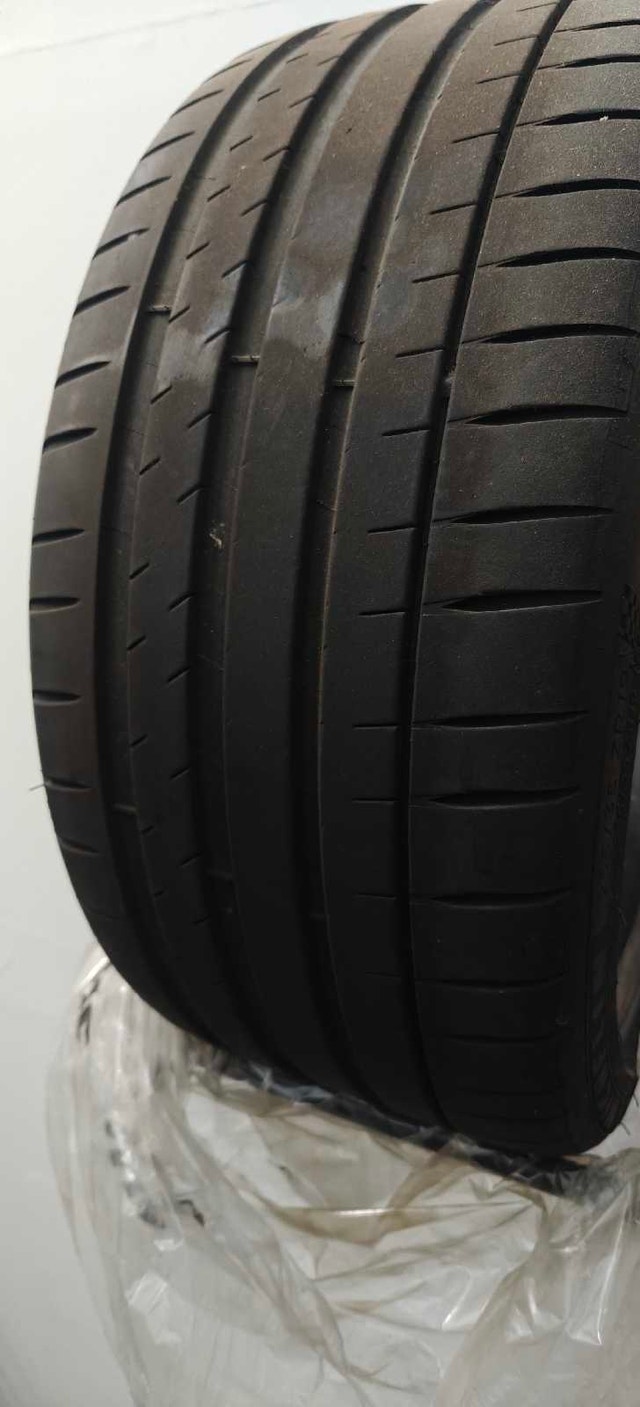 275x35x19 used Michellin pilot sport 4s
