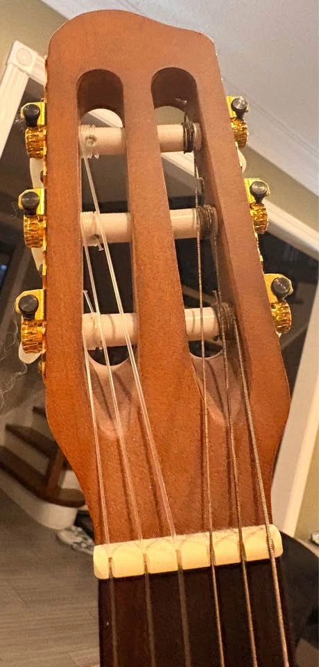 Art & Luthrie Acoustic Guitar - photo 5