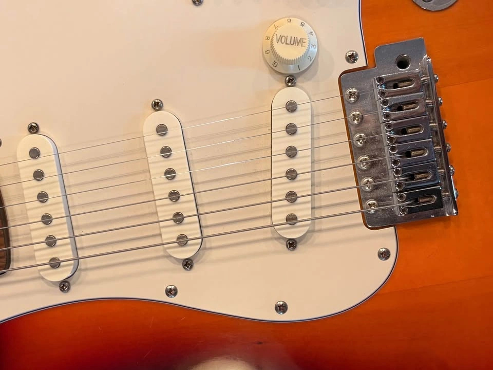Fender Starcaster Squire Electric guitar - photo 2