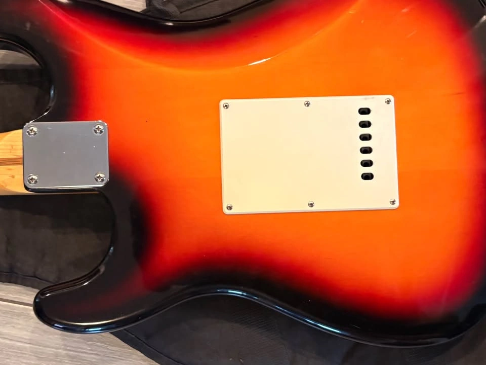 Fender Starcaster Squire Electric guitar - photo 3