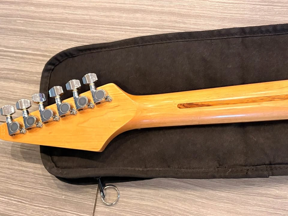 Fender Starcaster Squire Electric guitar - photo 4
