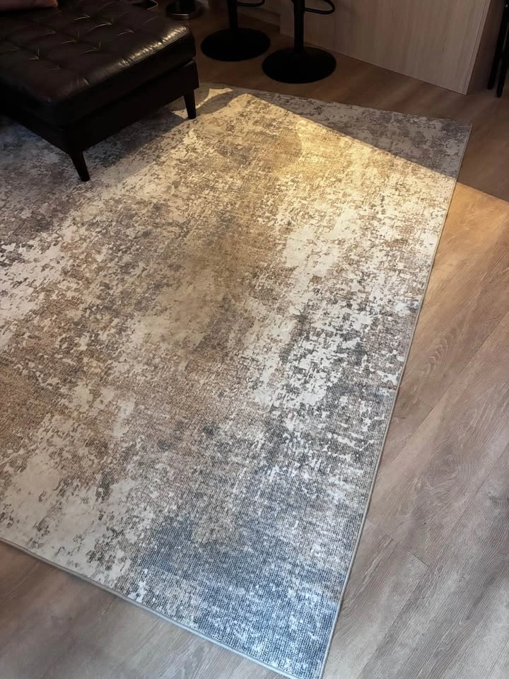 8’ x 10’ washable non-slip area rug - photo 3