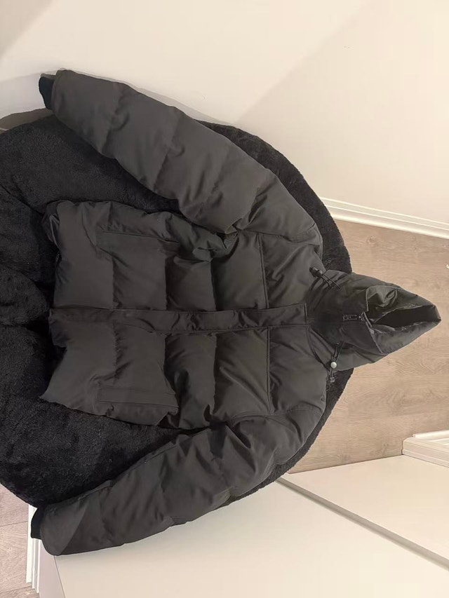 Canada Goose Men’s Jacket - photo 2
