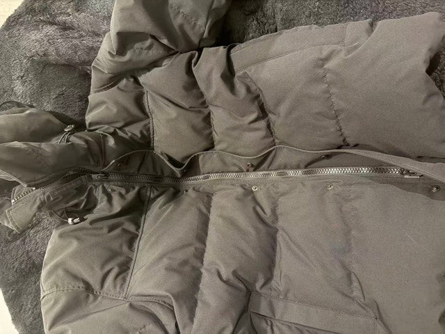 Canada Goose Men’s Jacket - photo 4
