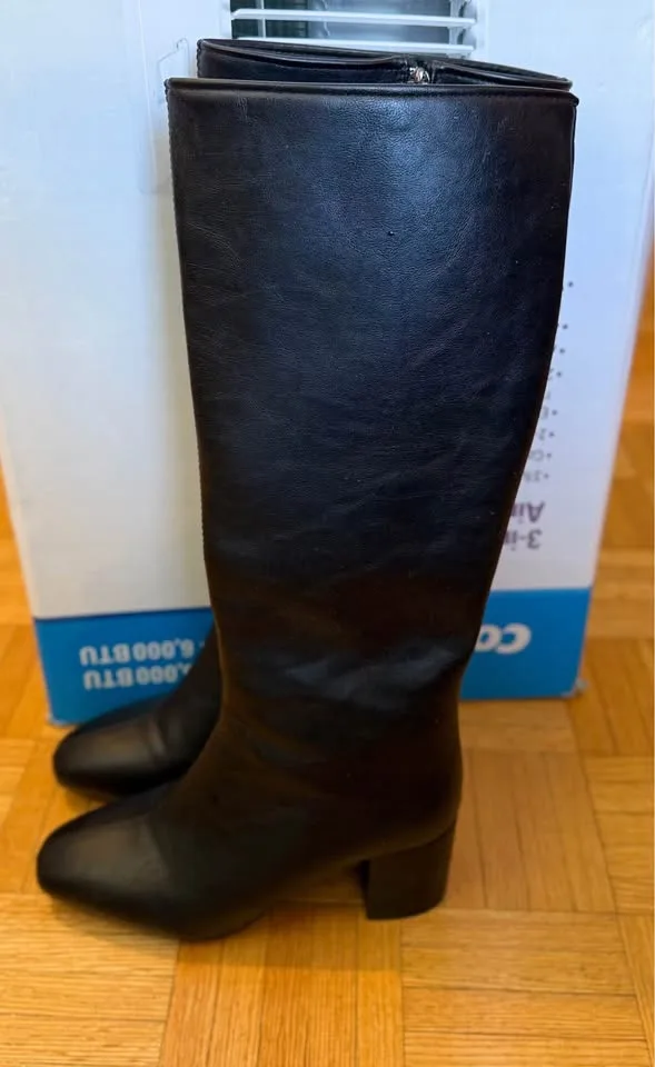 Women’s Boots size 37 image indicator(2)