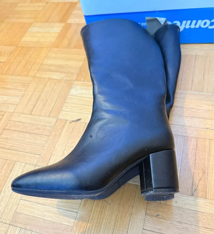 Women’s Boots size 37 image indicator(4)