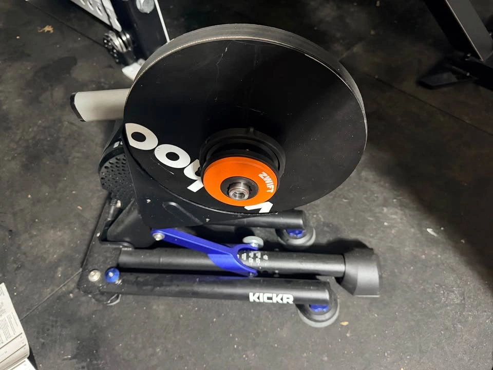Wahoo KICKR V5 Smart Bike Trainer w/ Zwift Cog - photo 2
