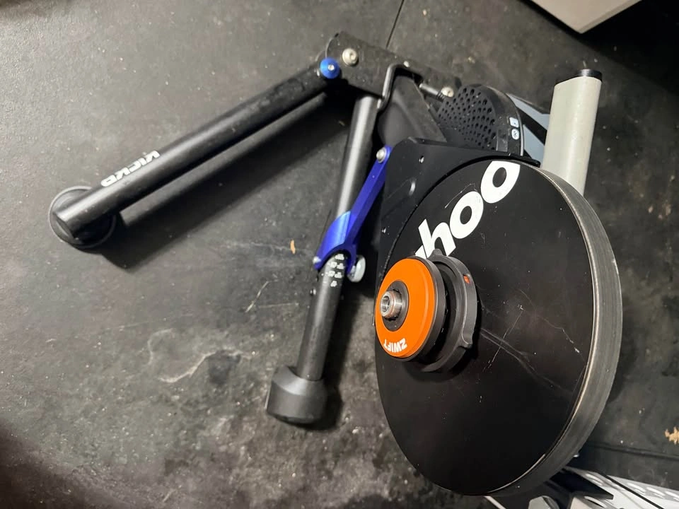 Wahoo KICKR V5 Smart Bike Trainer w/ Zwift Cog - photo 4