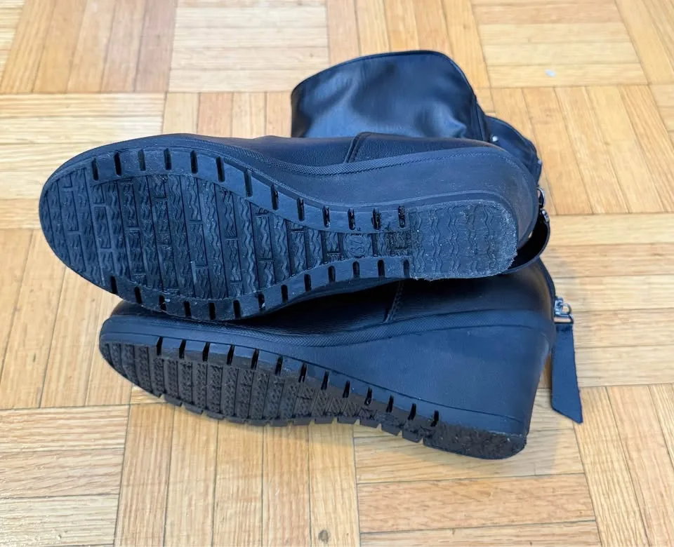 Women’s Boots size 37 image indicator(4)