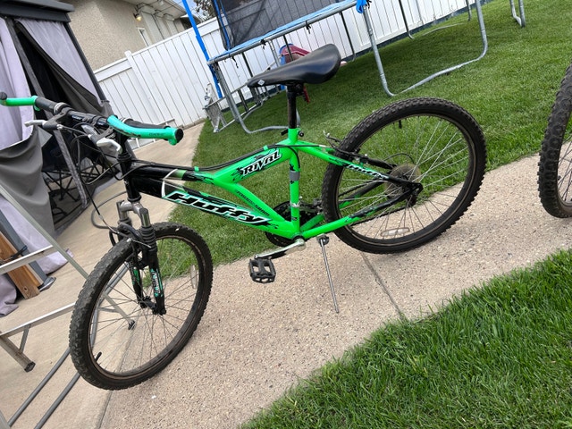 Huffy Rival Mountain Bike