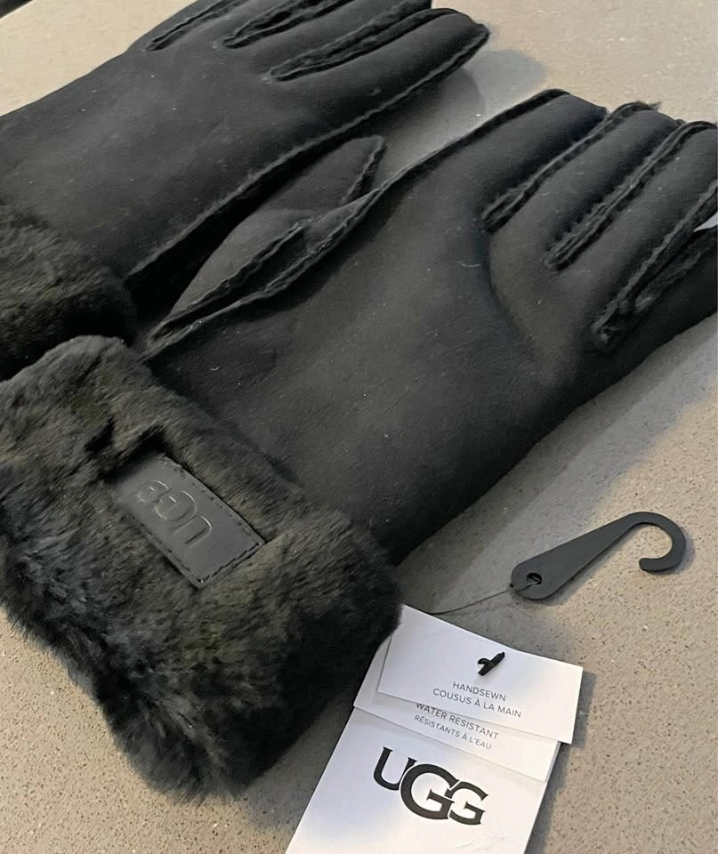 UGG Turn Cuff Gloves - Women's Large Black