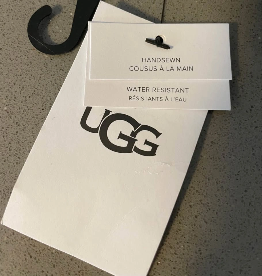 UGG Turn Cuff Gloves - Women's Large Black - photo 4