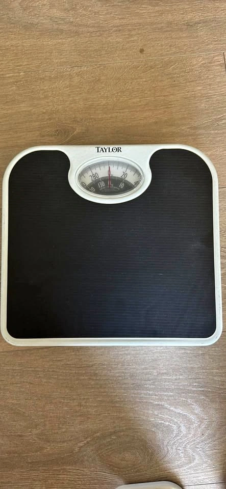 Taylor Mechanical Bathroom Scale