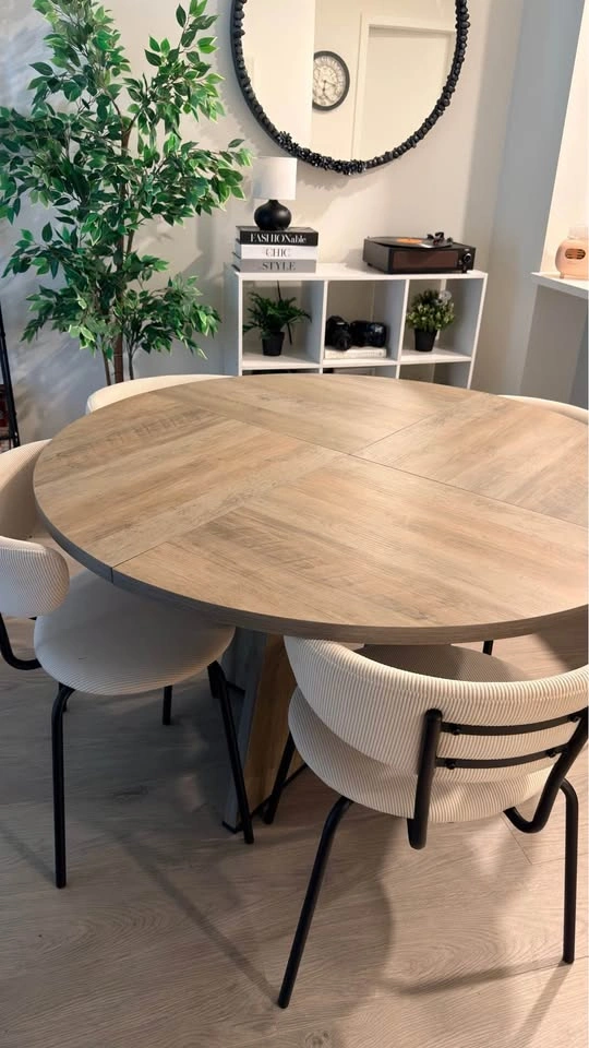 Oak Dining Table + 4 Cream Upholstered Chairs - photo 2