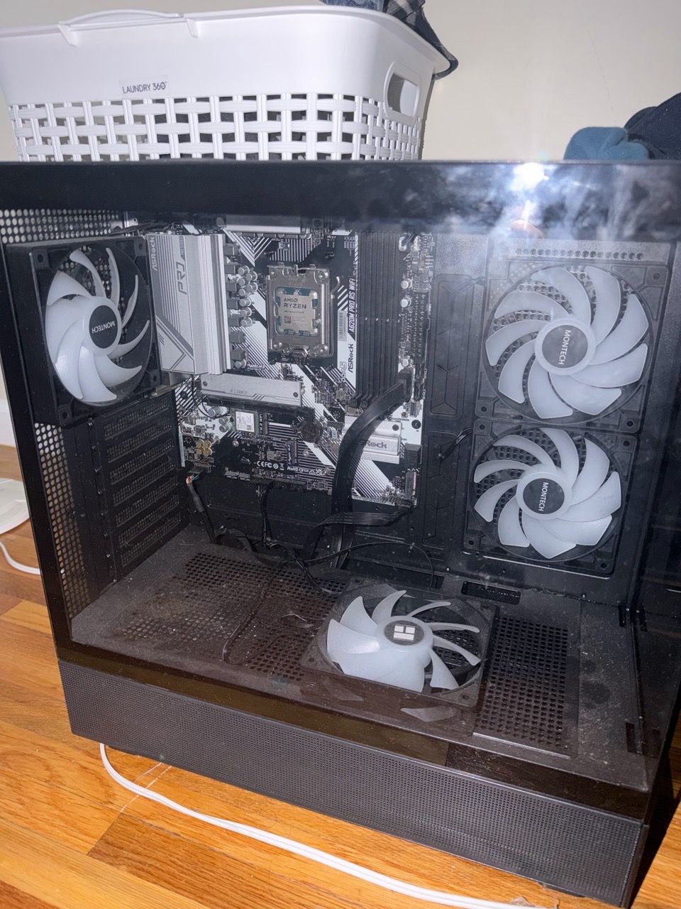 Pc case with asrock pro motherboard amd ryzen 5 7600x new