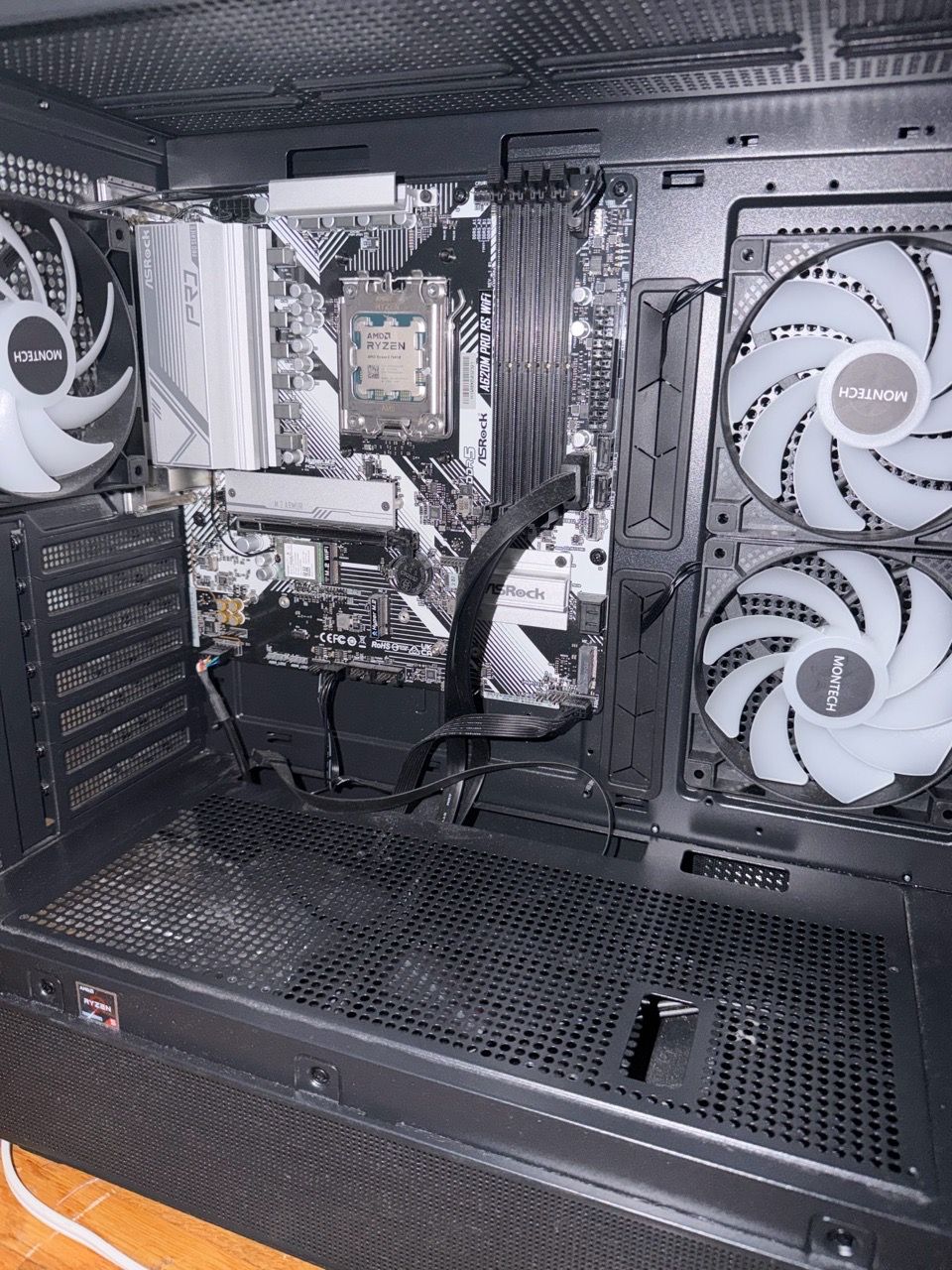 Pc case with asrock pro motherboard amd ryzen 5 7600x new - photo 2