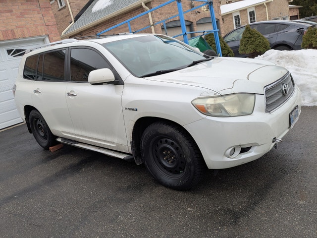 2009 Toyota Highlander Hybrid Limited - Needs Battery