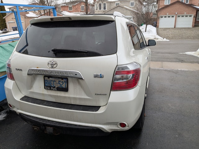 2009 Toyota Highlander Hybrid Limited - Needs Battery - photo 4