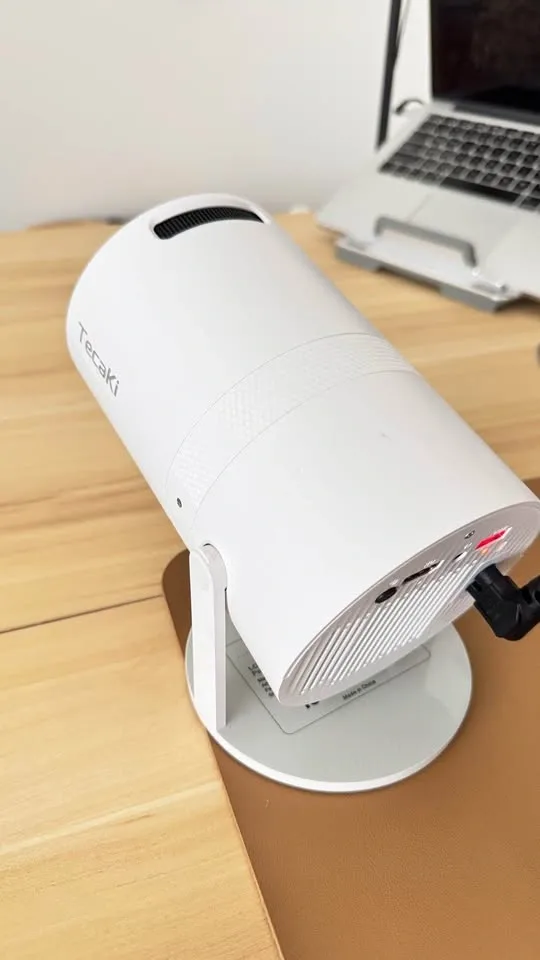 Tecaki Portable Projector - photo 2