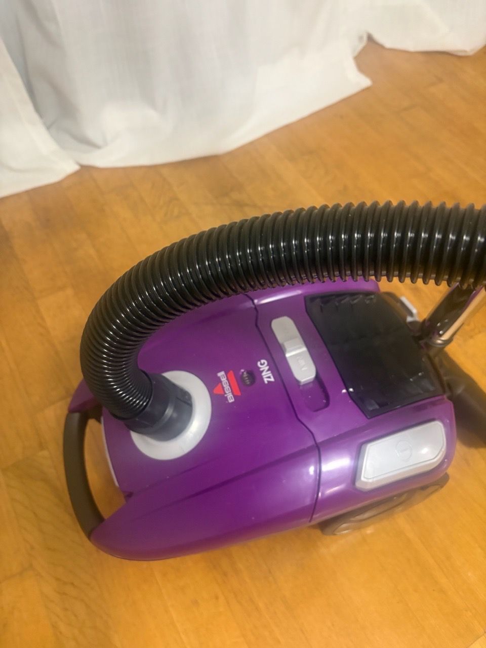 Vacuum Cleaner (including bags) - photo 2
