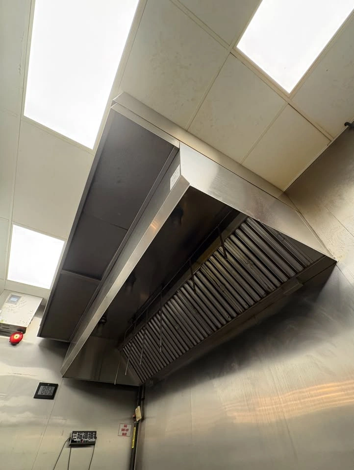 11' Complete Commercial Hood System + Makeup Air + Fire Suppress - photo 3