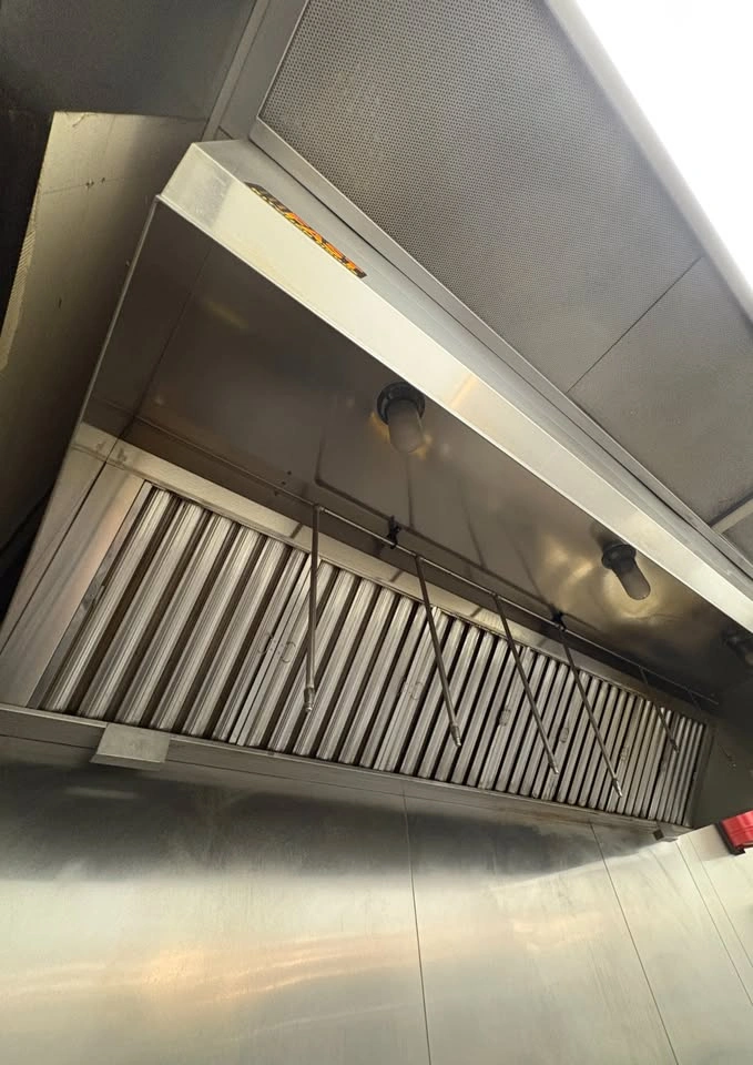 11' Complete Commercial Hood System + Makeup Air + Fire Suppress - photo 4