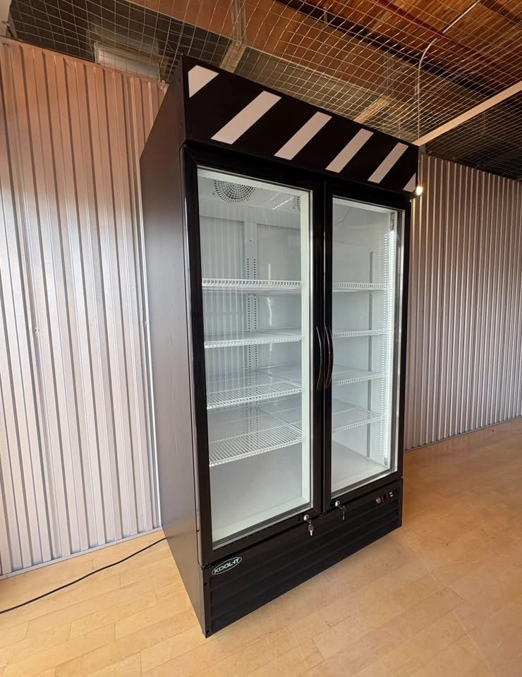 [Like New] 2-Door Display Cooler | 100% Working!