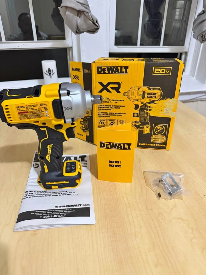 DEWALT DCF891 20V MAX XR – BRUSHLESS 1/2” IMPACT WRENCH